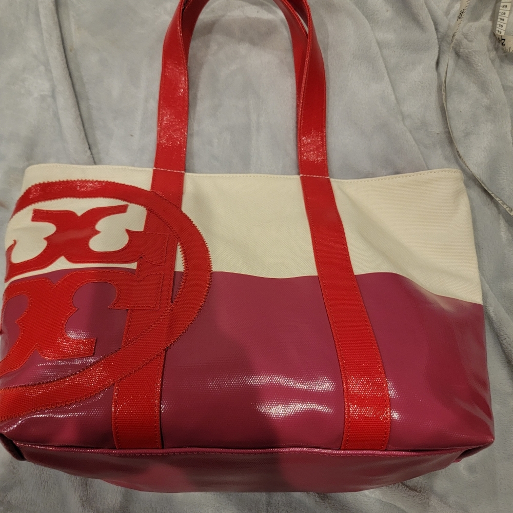 Tory Burch Dipped Beach TOTE NWT